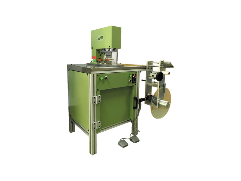 UC-500 Automatic cutting edge ultrasonic welding tape machine